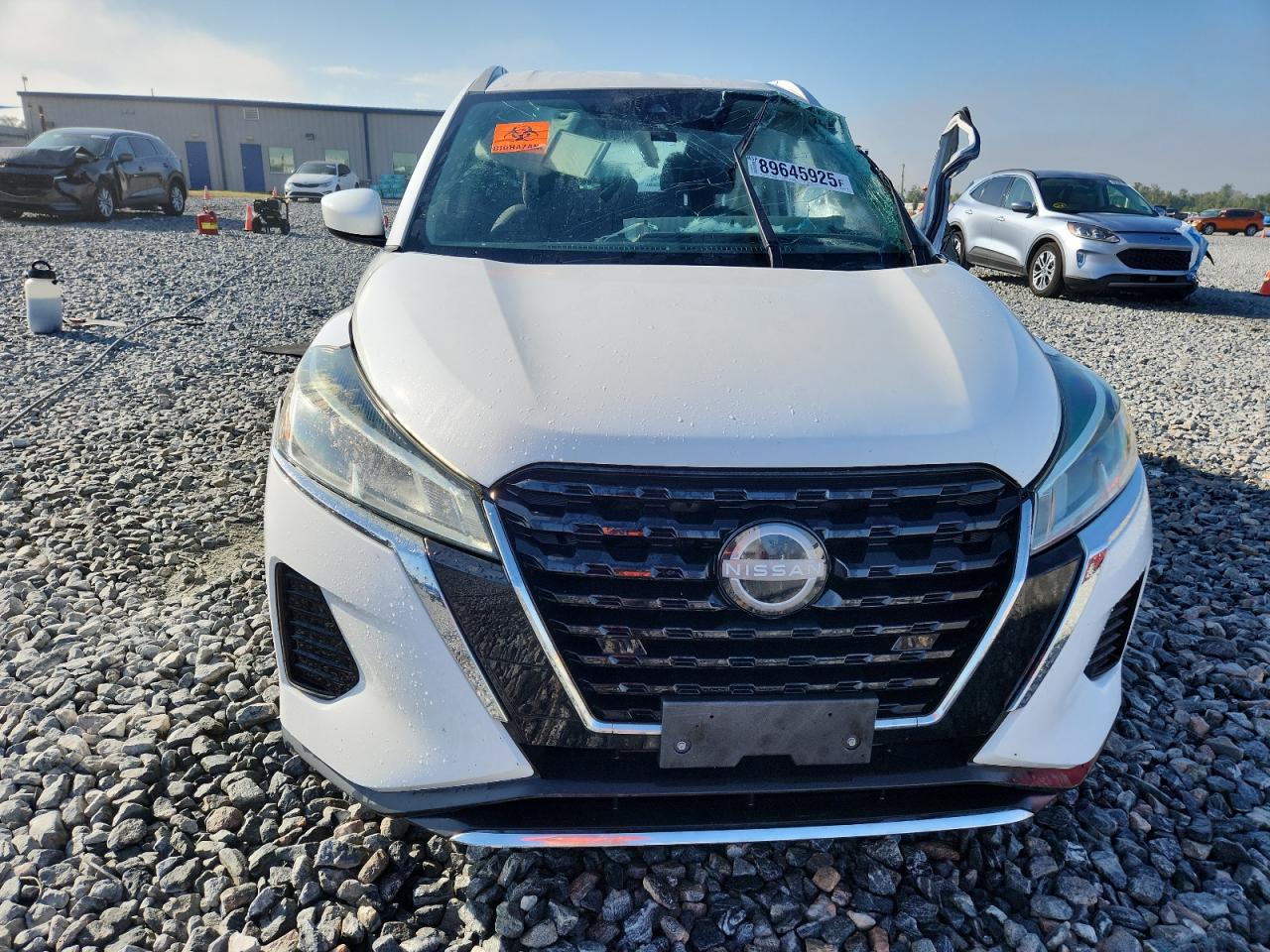 NISSAN KICKS SV