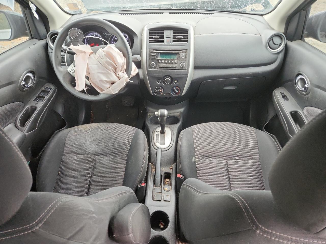 NISSAN VERSA S