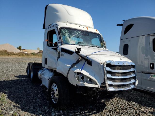 2020 FREIGHTLINER CASCADIA 1 #3268239091