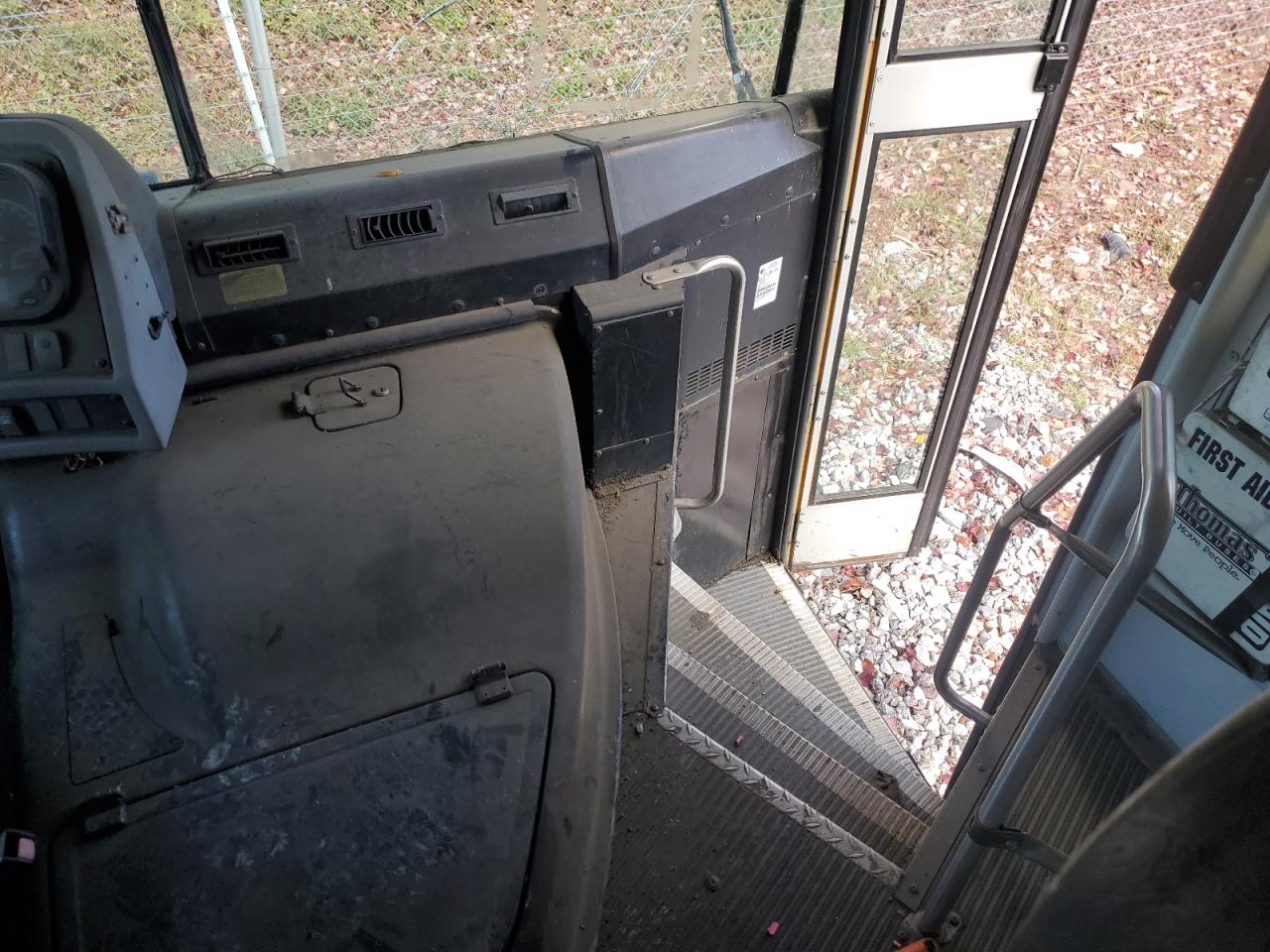 Lot #3282411270 2012 THOMAS SCHOOL BUS