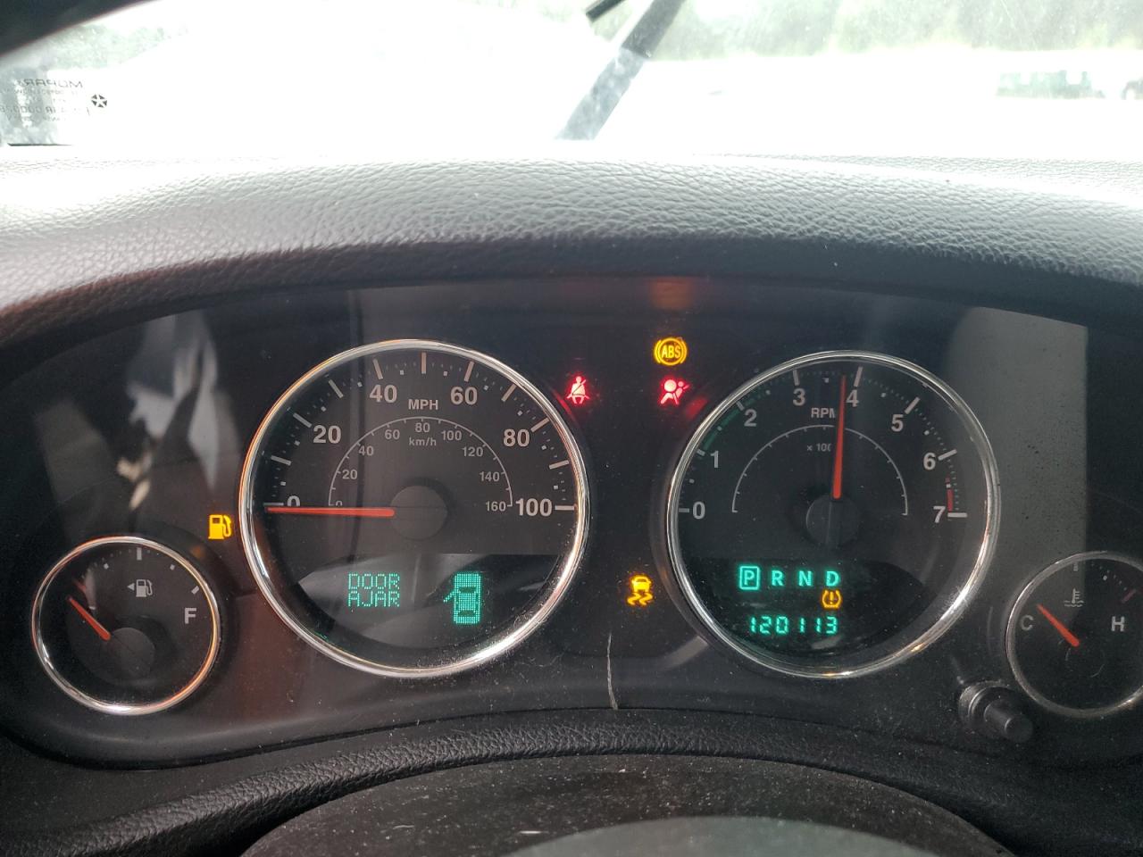 JEEP WRANGLER SAHARA