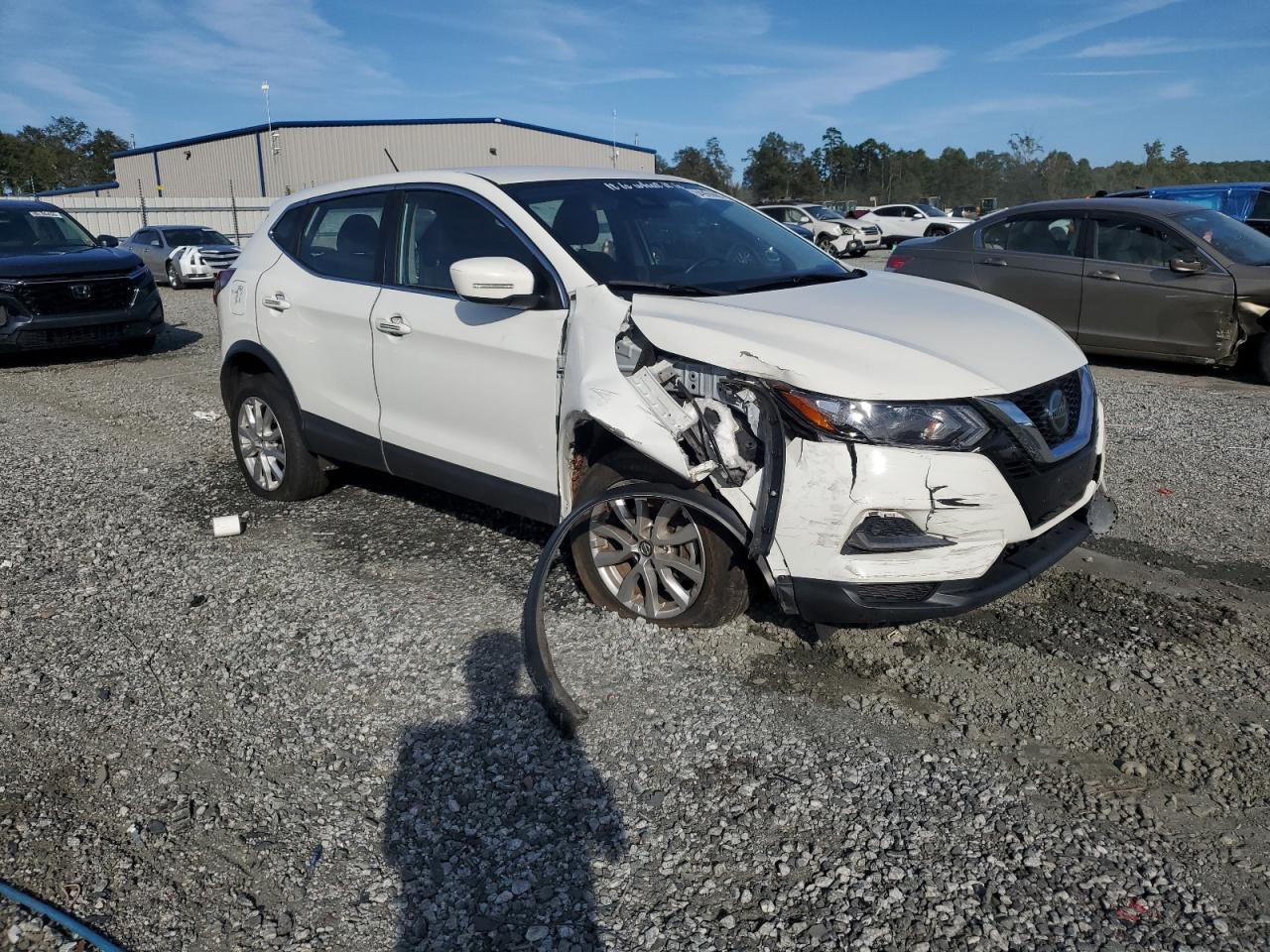 NISSAN ROGUE SPORT S