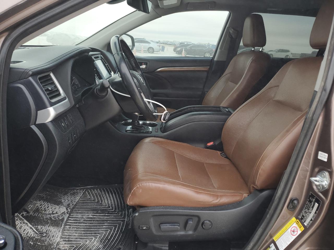 TOYOTA HIGHLANDER LIMITED