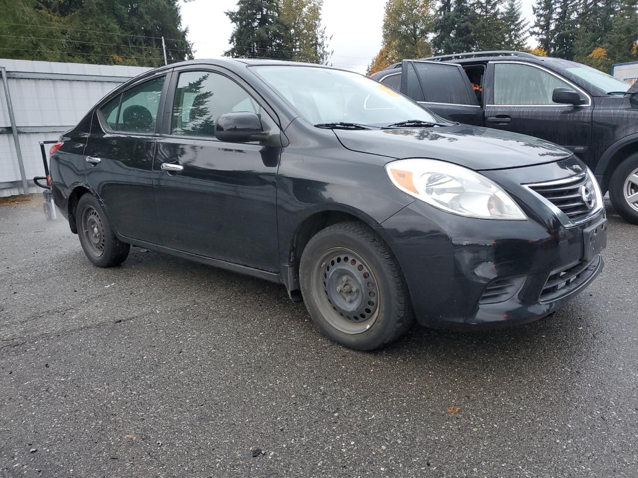 NISSAN VERSA S