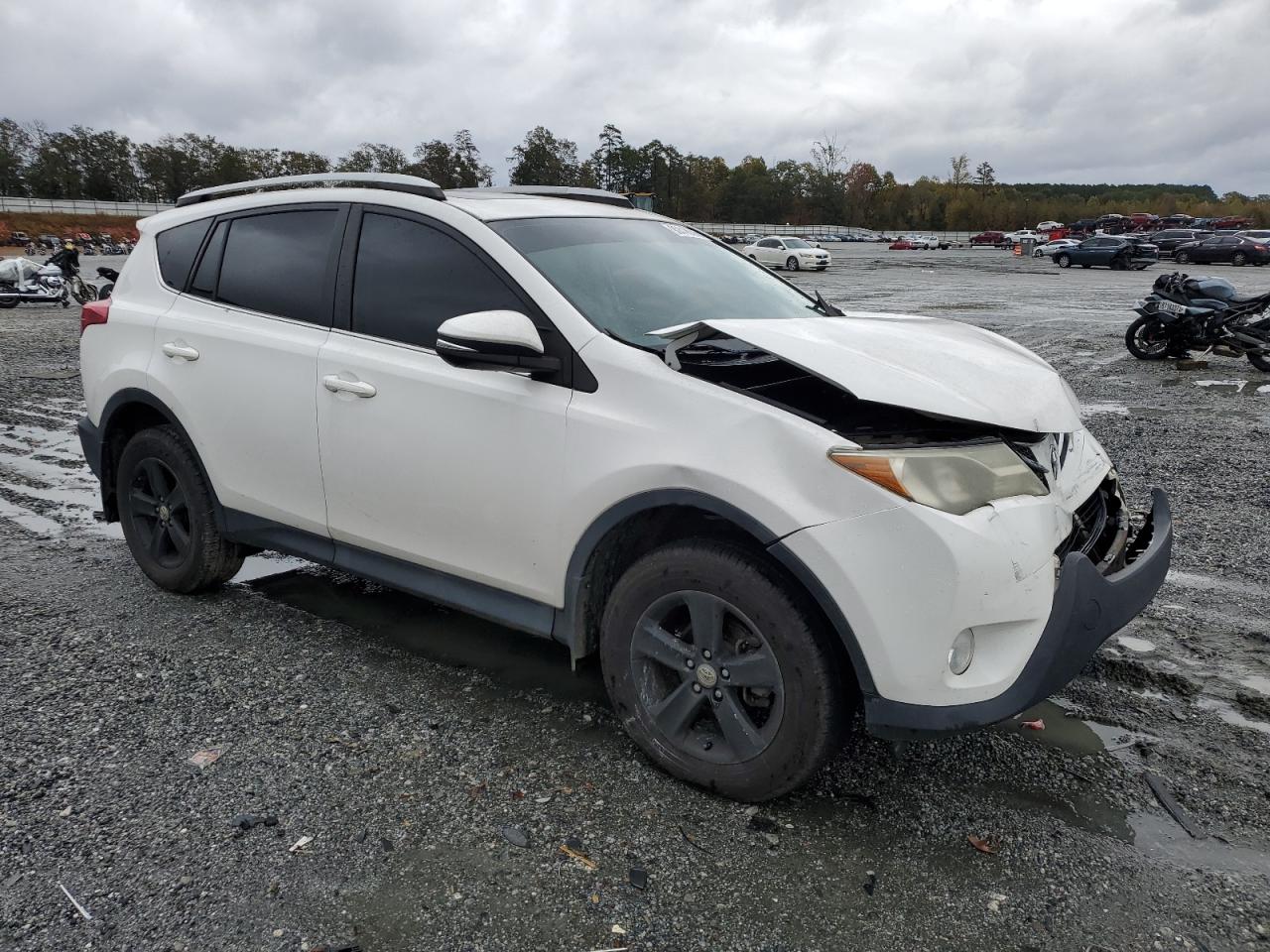 TOYOTA RAV4 XLE