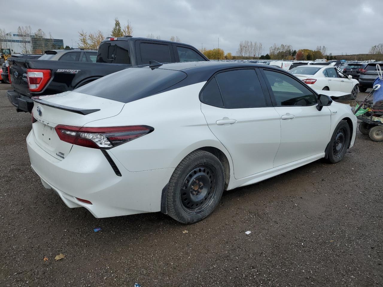 TOYOTA CAMRY XSE