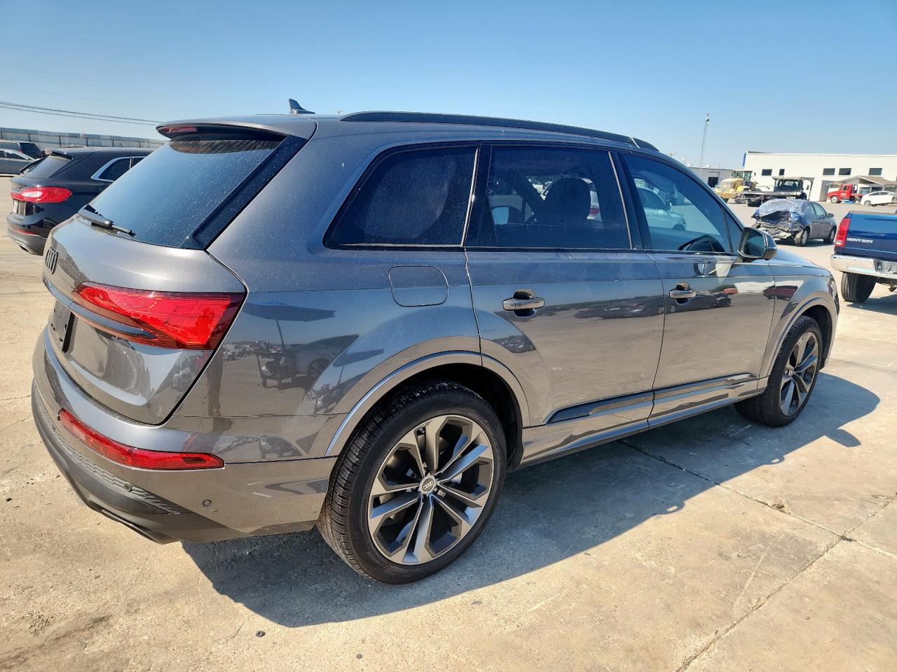 AUDI Q7 PREMIUM PLUS