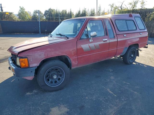 Global Auto Auctions: 1985 TOYOTA PICKUP XTRACAB RN56 DLX
