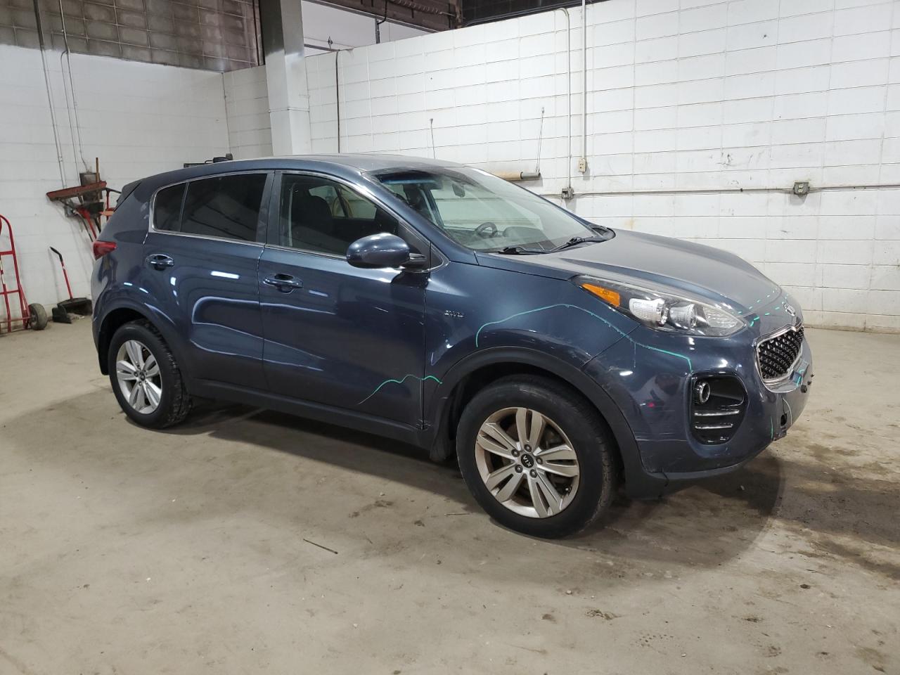 KIA SPORTAGE LX