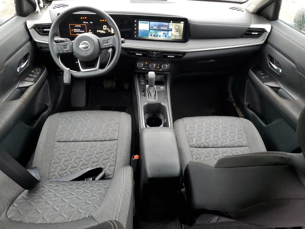 NISSAN KICKS SV