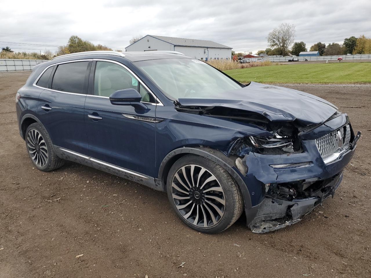 Lot #3317770091 2019 LINCOLN NAUTILUS B