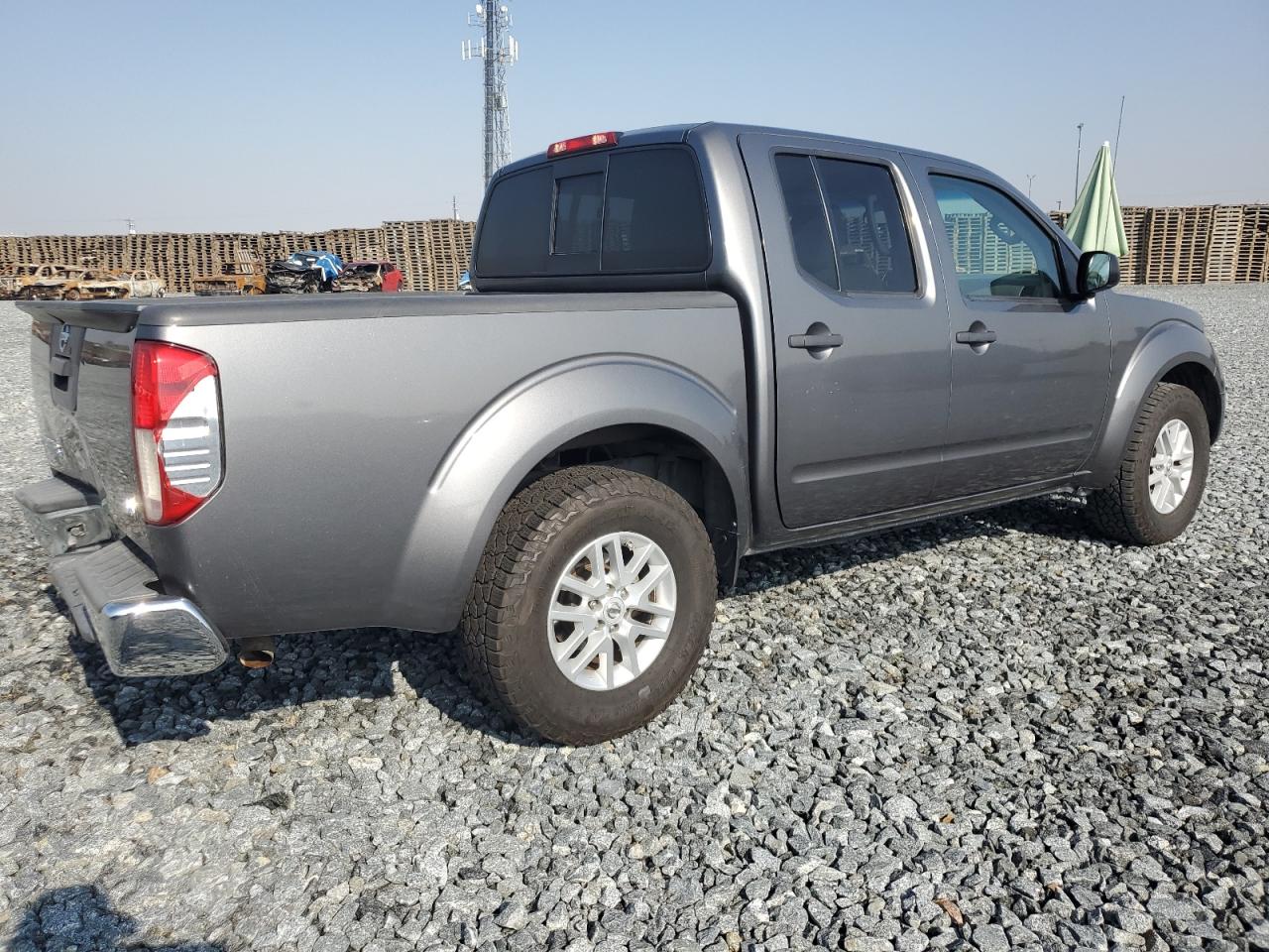 NISSAN FRONTIER S