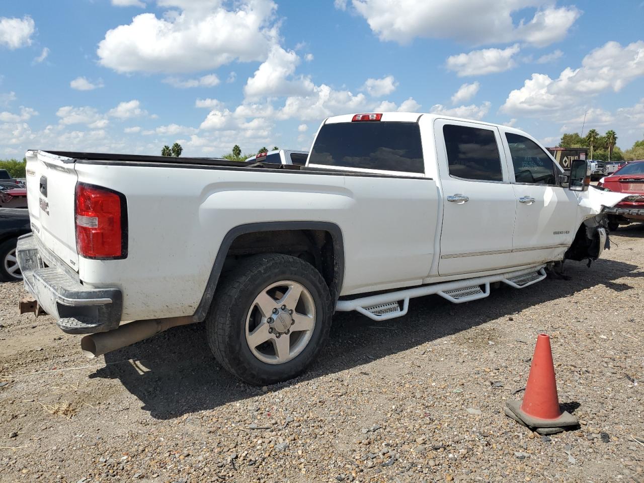 GMC SIERRA K2500 SLT