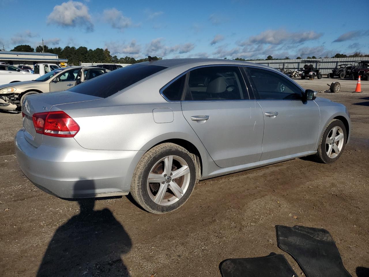 VOLKSWAGEN PASSAT S