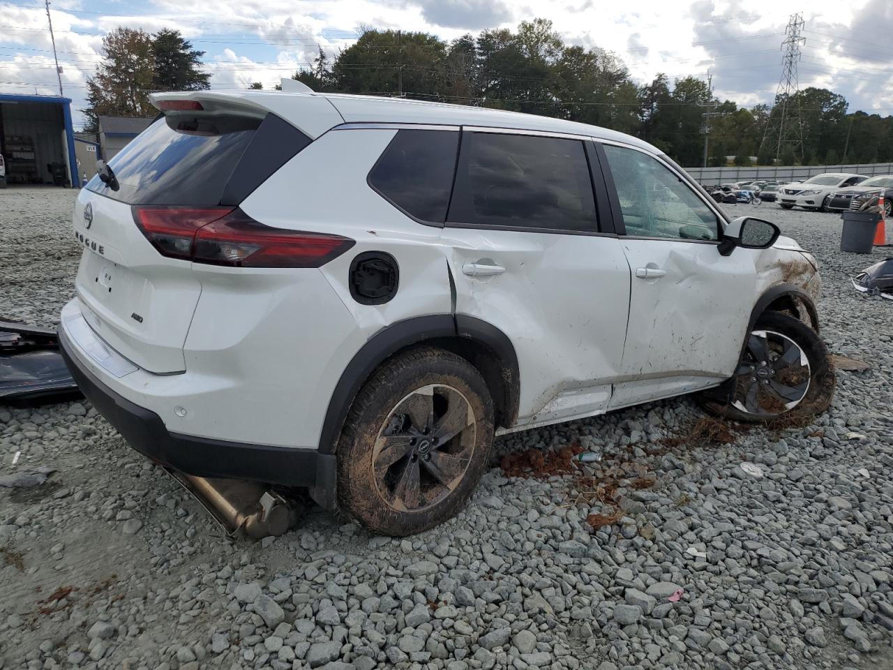 NISSAN ROGUE SV
