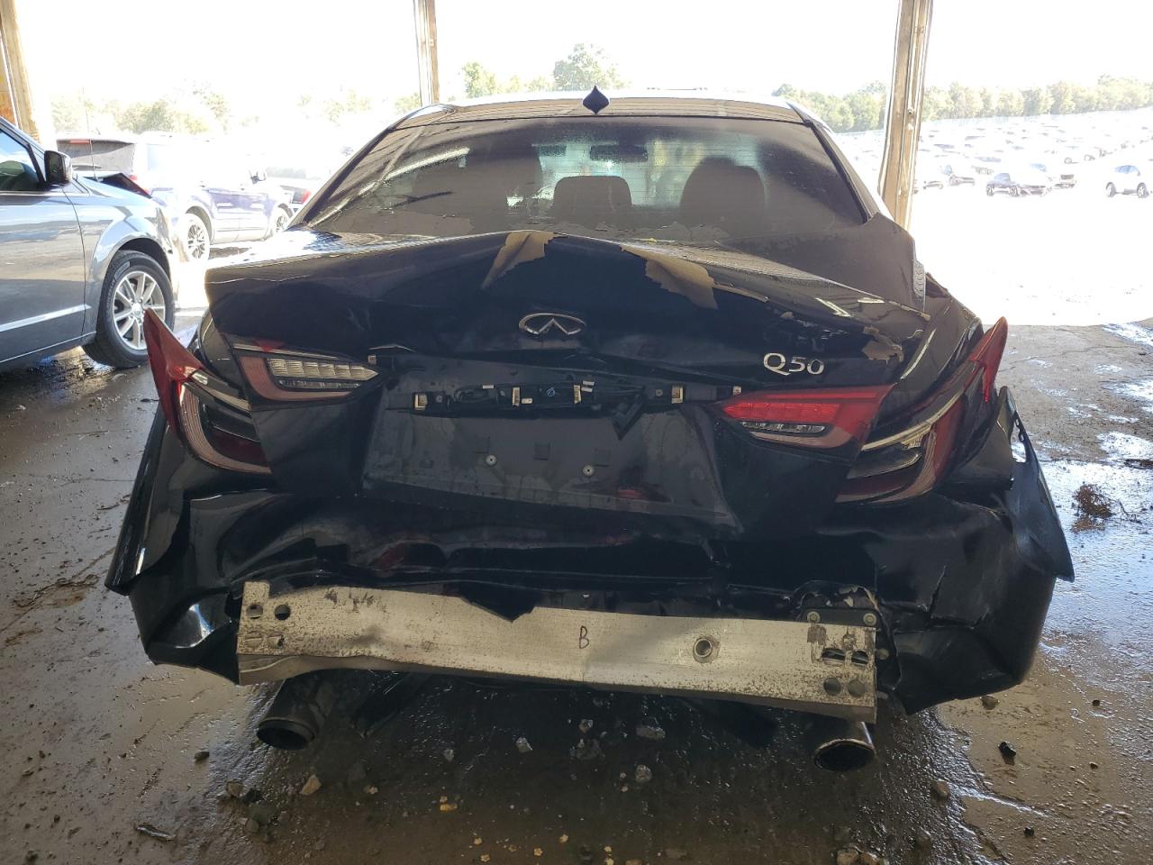 INFINITI Q50 PURE