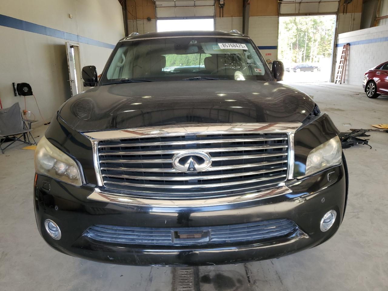INFINITI QX56