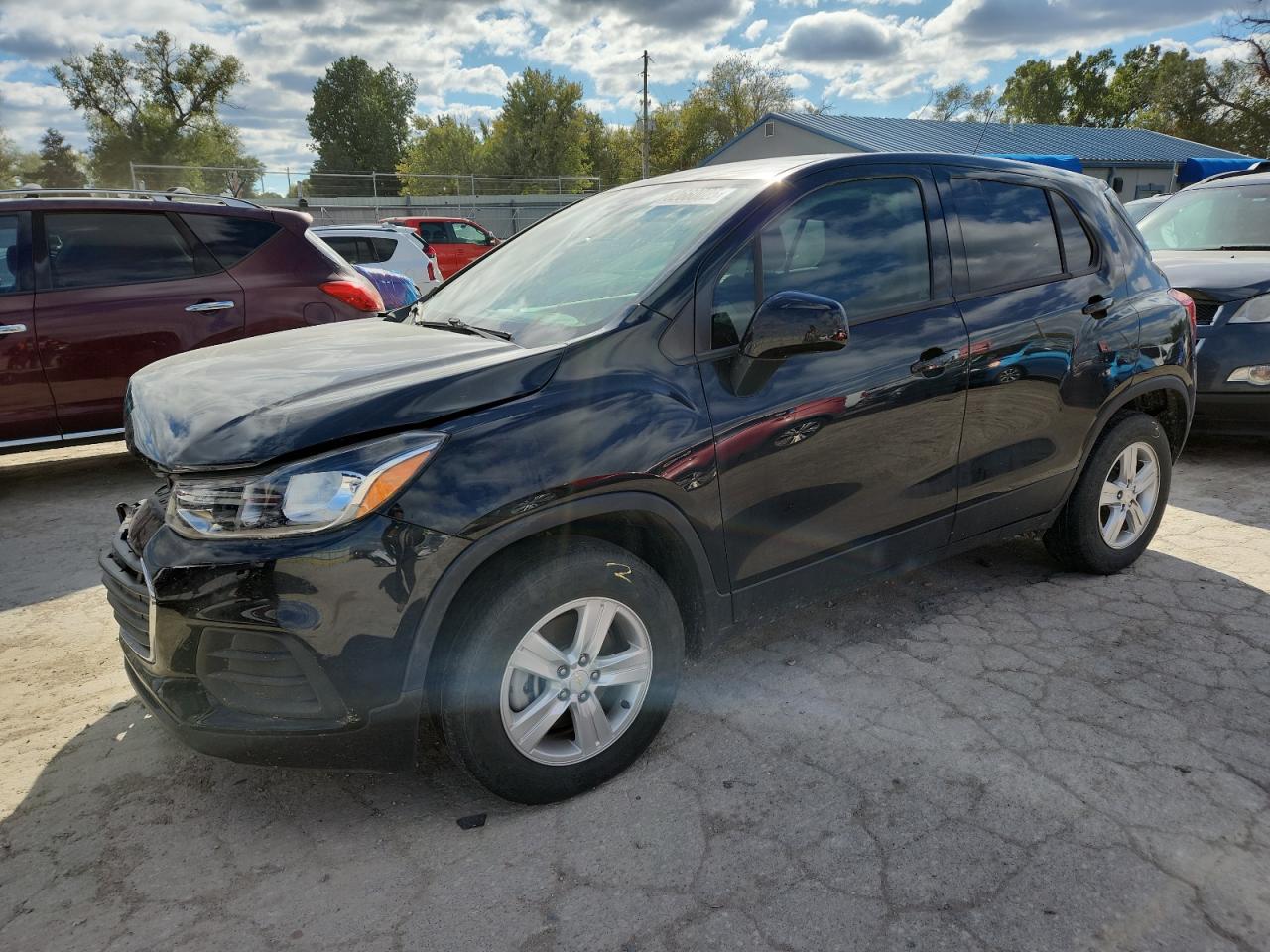 Lot #3298064131 2022 CHEVROLET TRAX LS