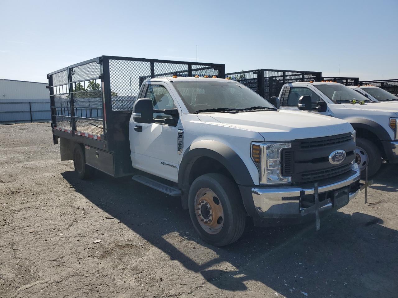 FORD F-550 SUPER DUTY