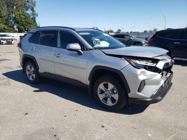 2022 TOYOTA RAV4 XLE #3280464164