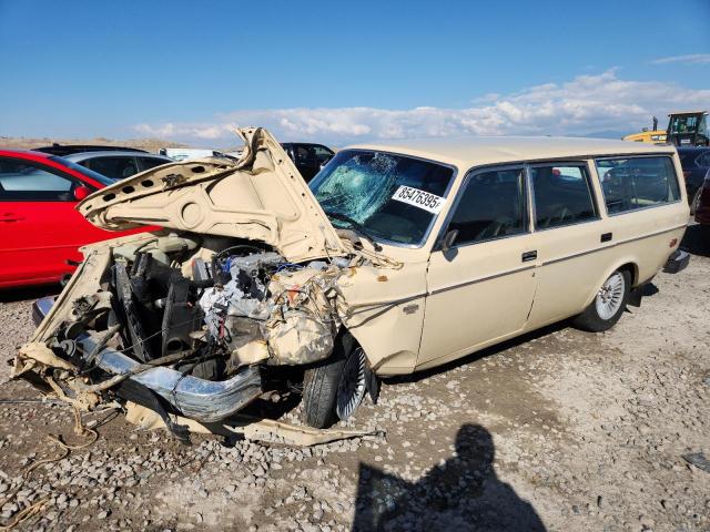 Global Auto Auctions: 1976 VOLVO 245