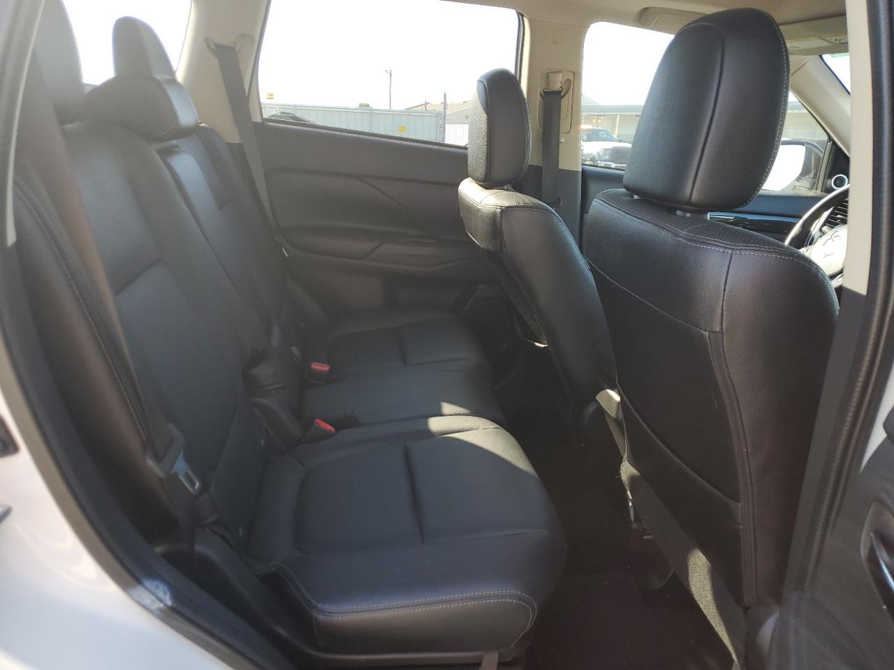 MITSUBISHI OUTLANDER GT