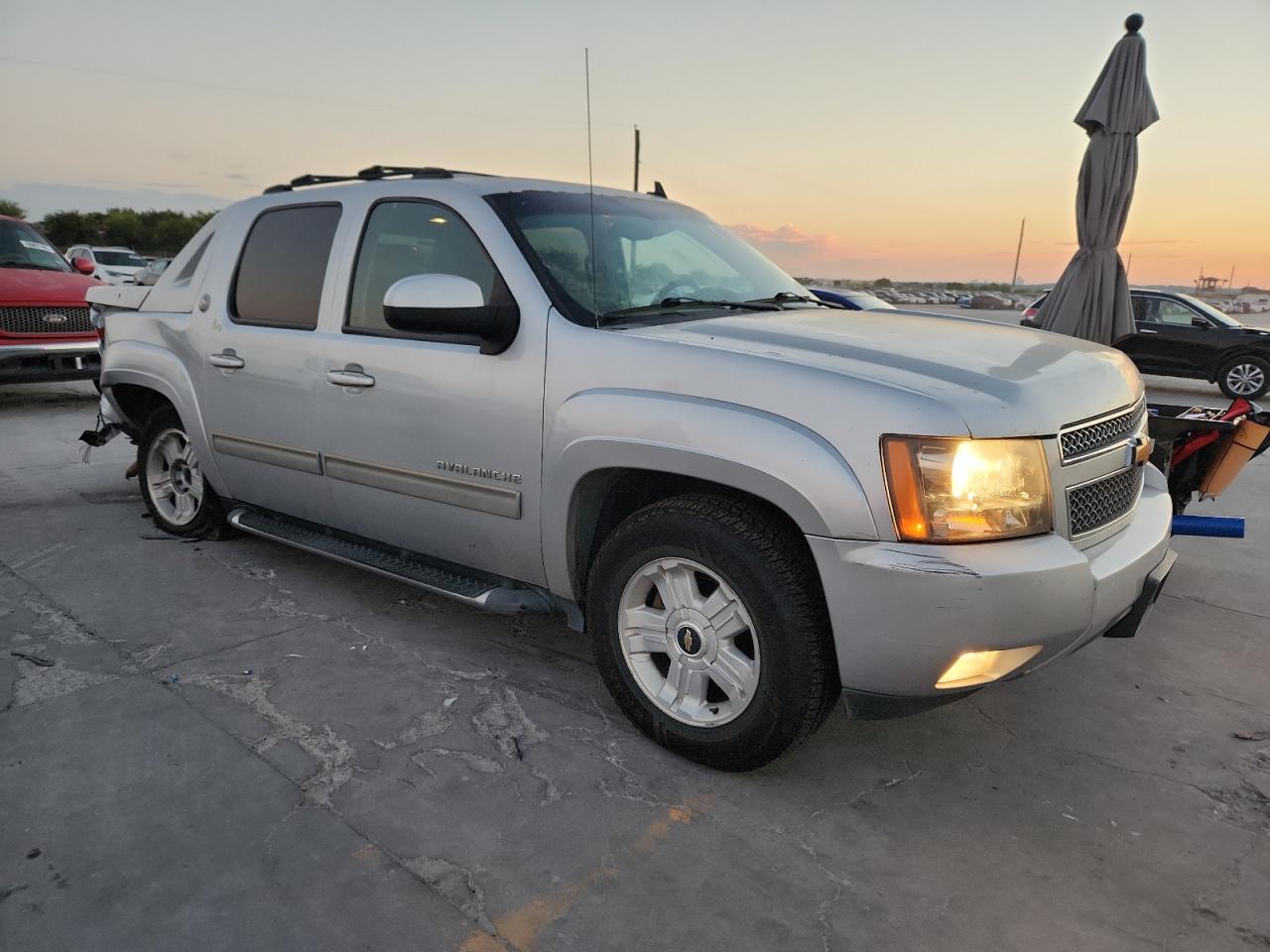 CHEVROLET AVALANCHE LT