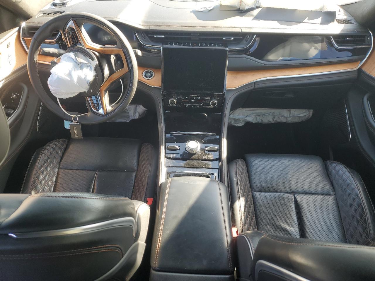 JEEP GRAND CHEROKEE L SUMMIT