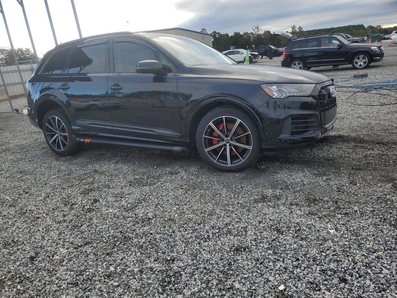 AUDI Q7 PREMIUM PLUS