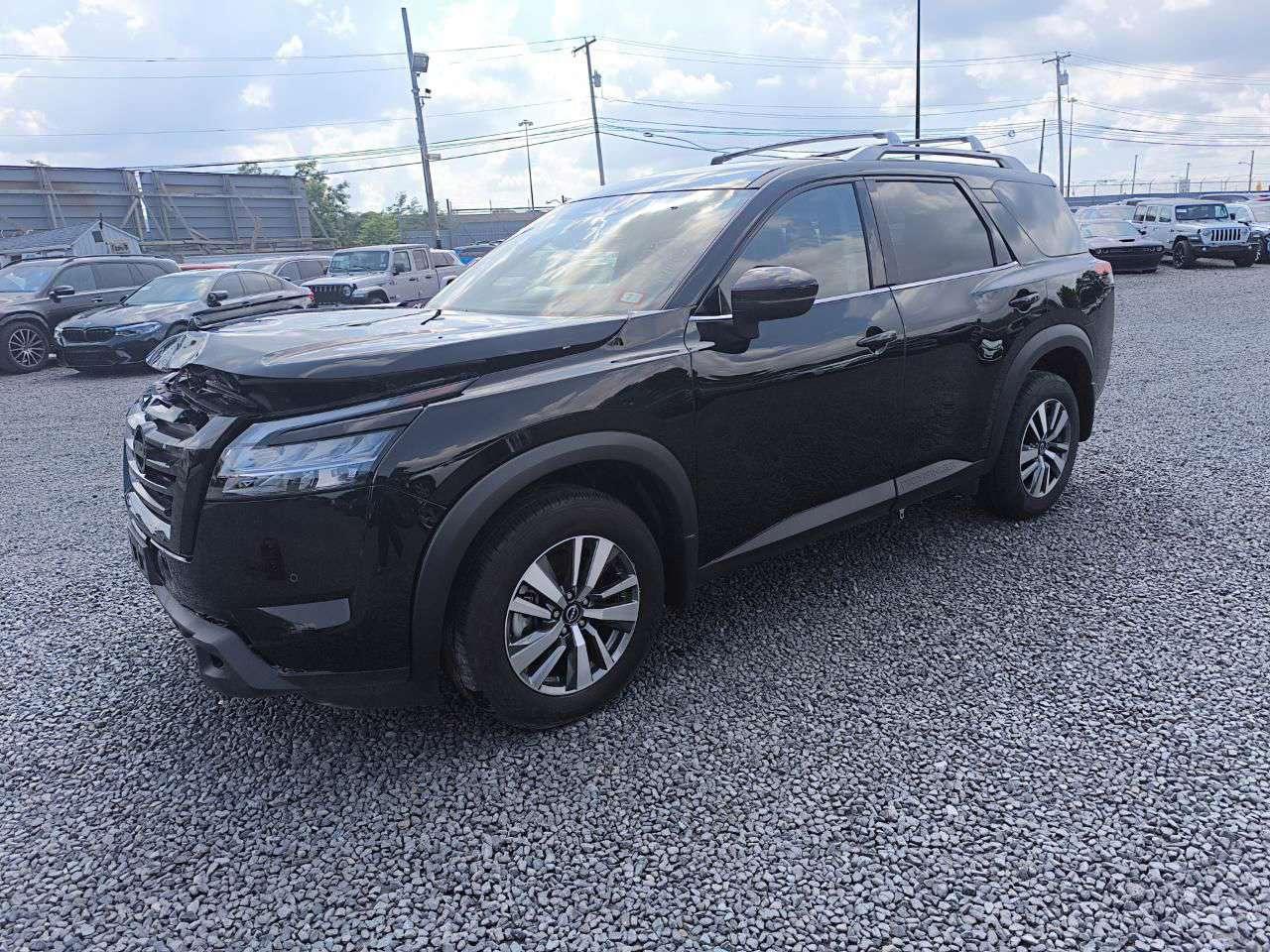 NISSAN PATHFINDER SL