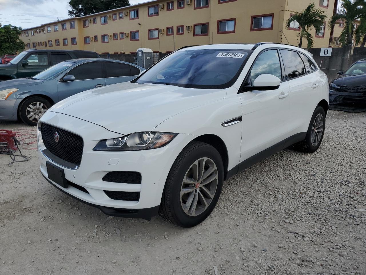 JAGUAR F-PACE PREMIUM
