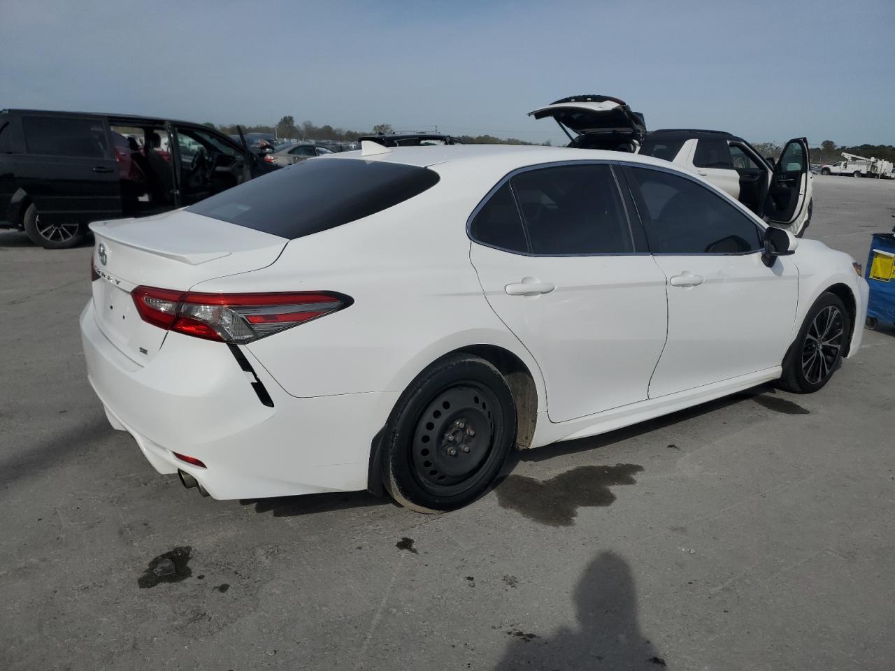 TOYOTA CAMRY L