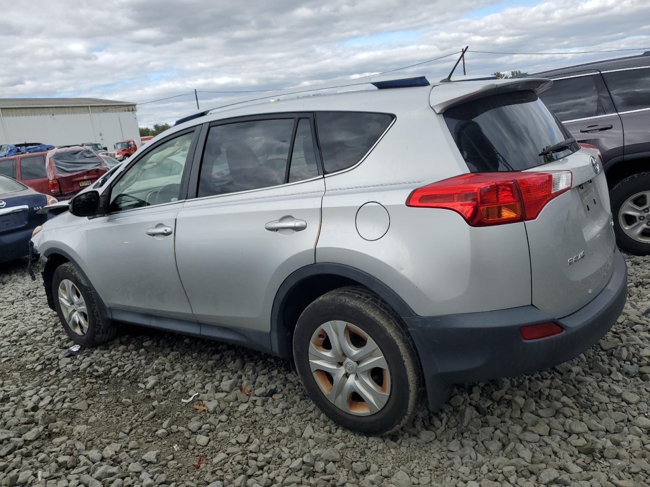 TOYOTA RAV4 LE