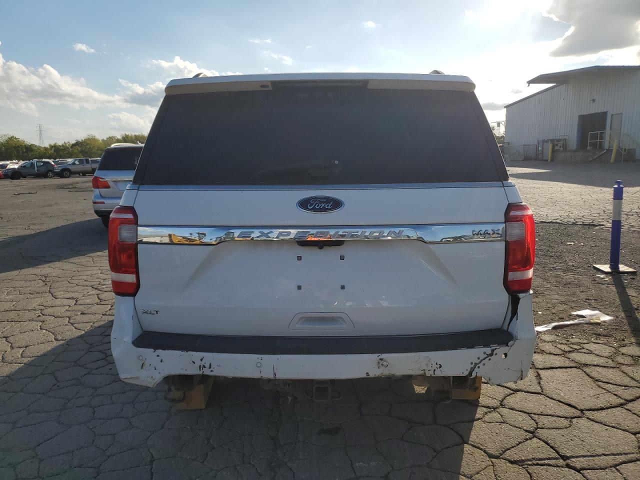 FORD EXPEDITION MAX XLT