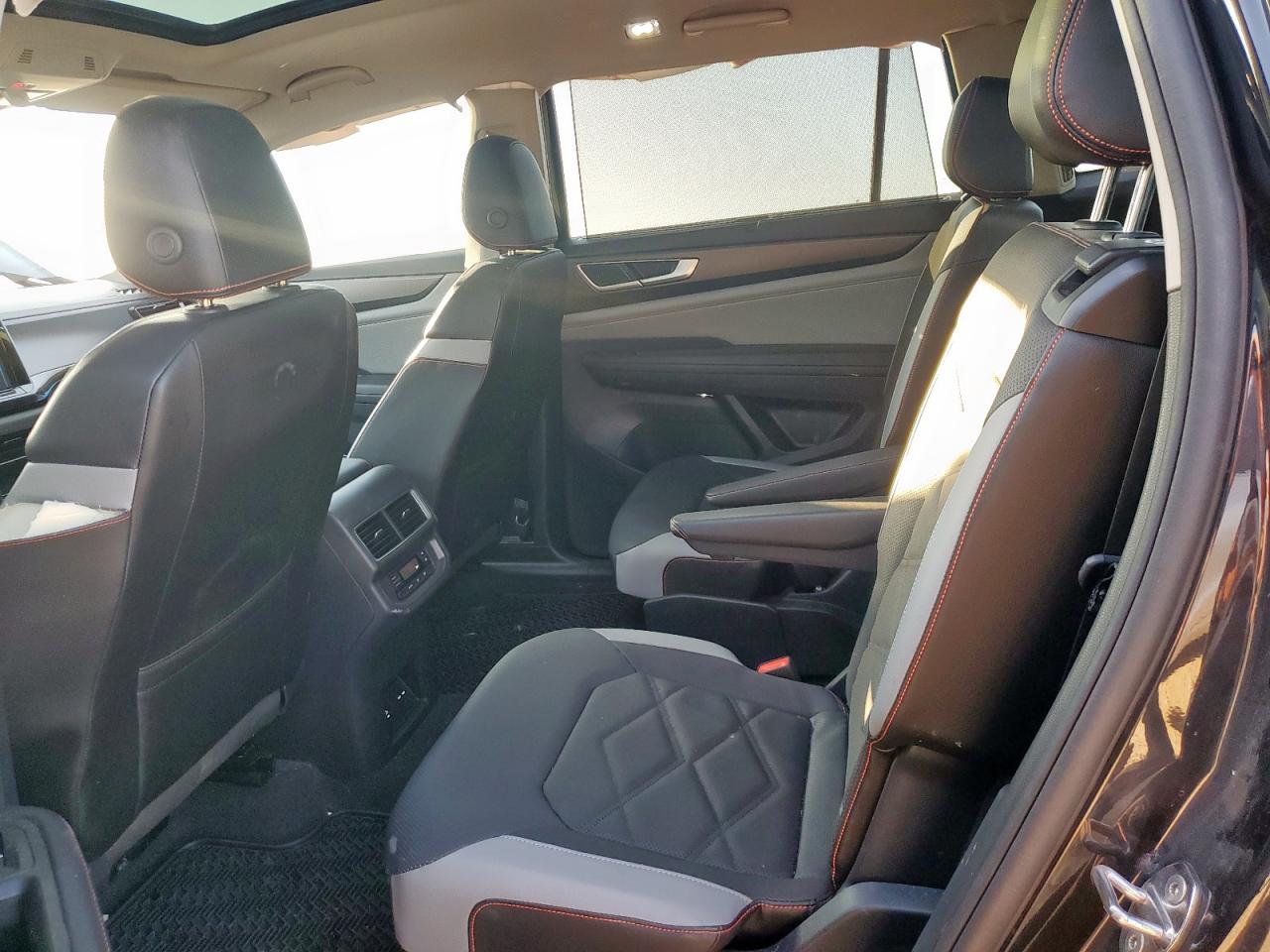 VOLKSWAGEN ATLAS PEAK EDITION SEL