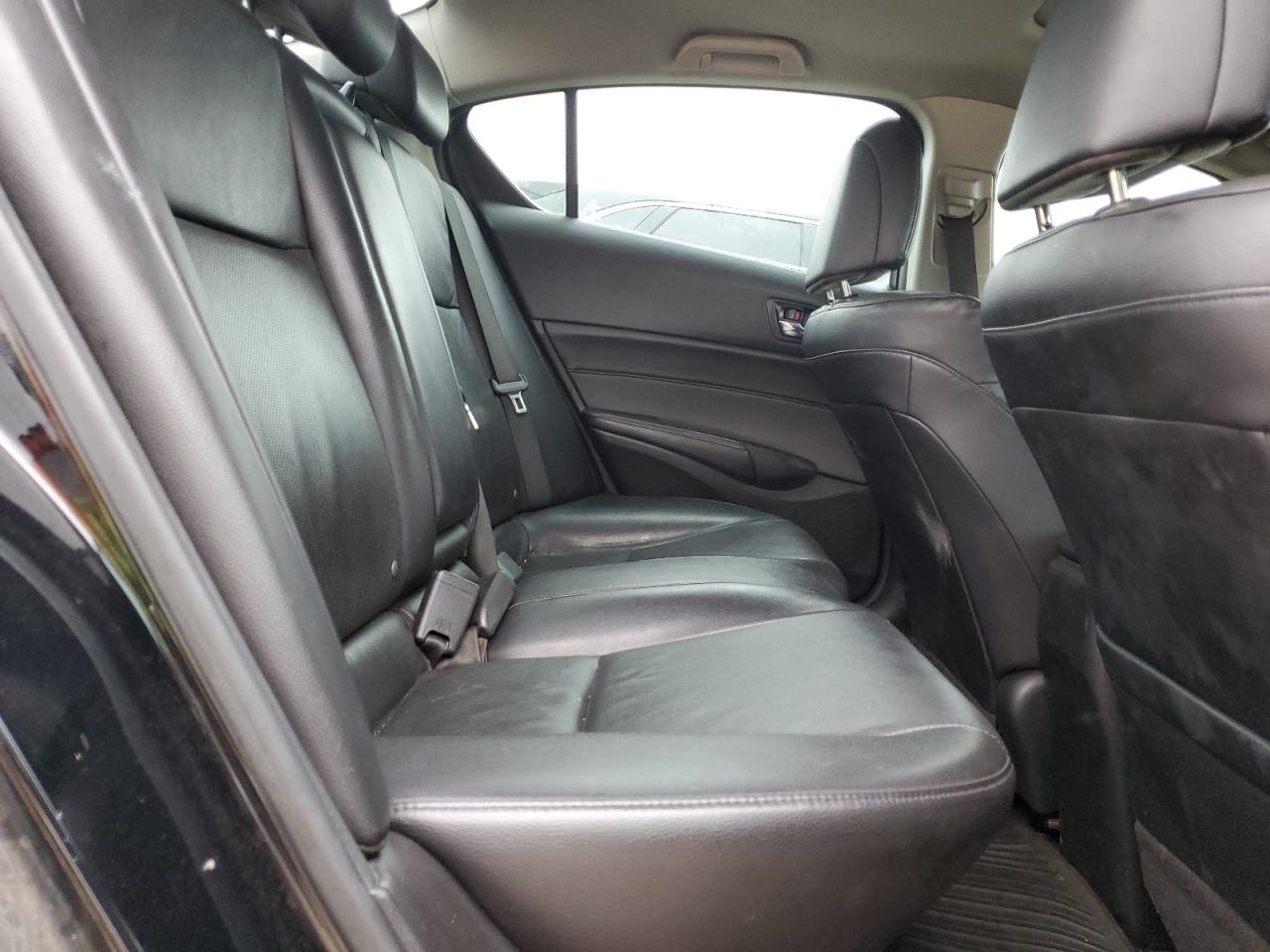 ACURA ILX 20 PREMIUM