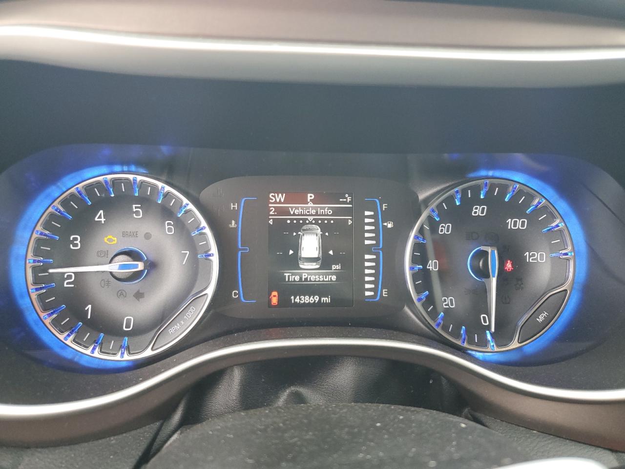 CHRYSLER VOYAGER LXI