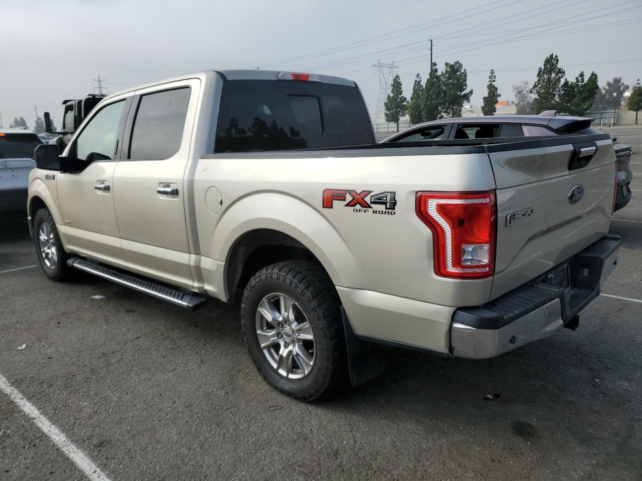 FORD F-150 SUPERCREW