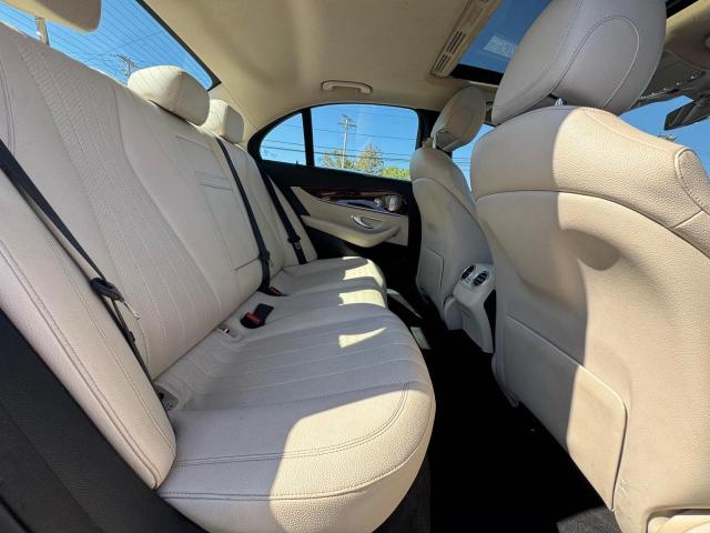2017 MERCEDES-BENZ E 300 WDDZF4JB4HA088589