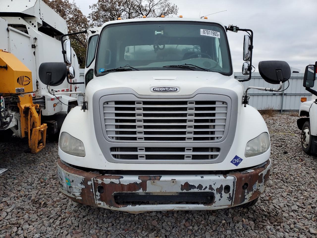 Lot #3293305426 2015 FREIGHTLINER M2 112 MED