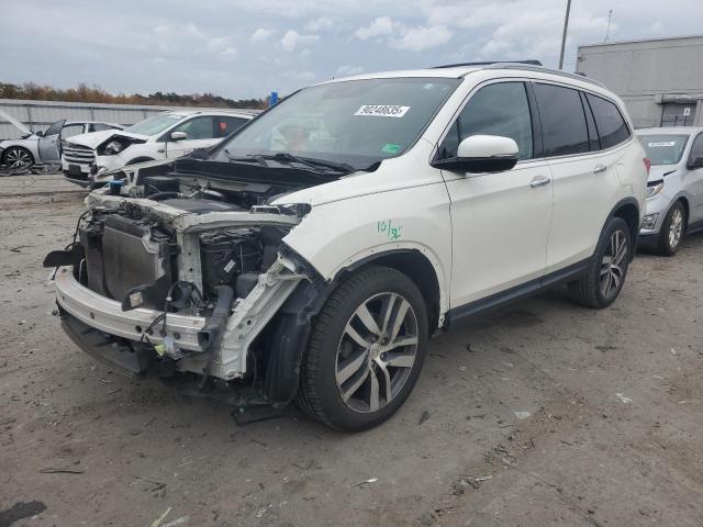 2017 HONDA PILOT TOUR - 5FNYF6H91HB032864