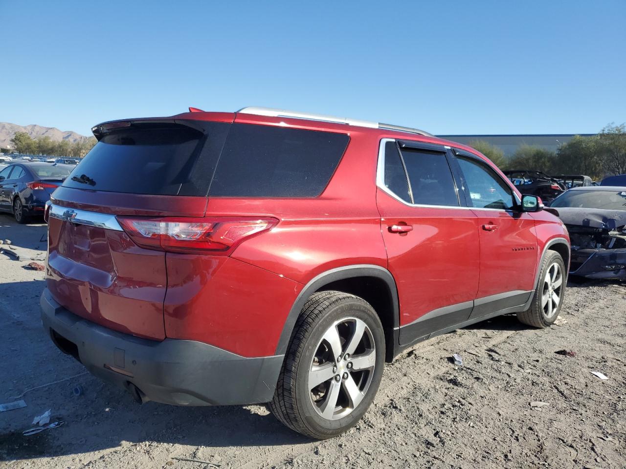 CHEVROLET TRAVERSE LT