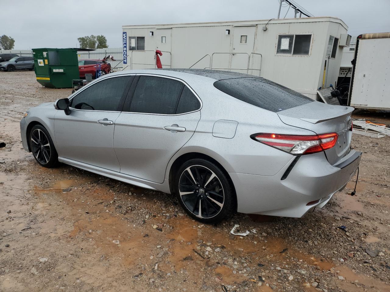 TOYOTA CAMRY XSE