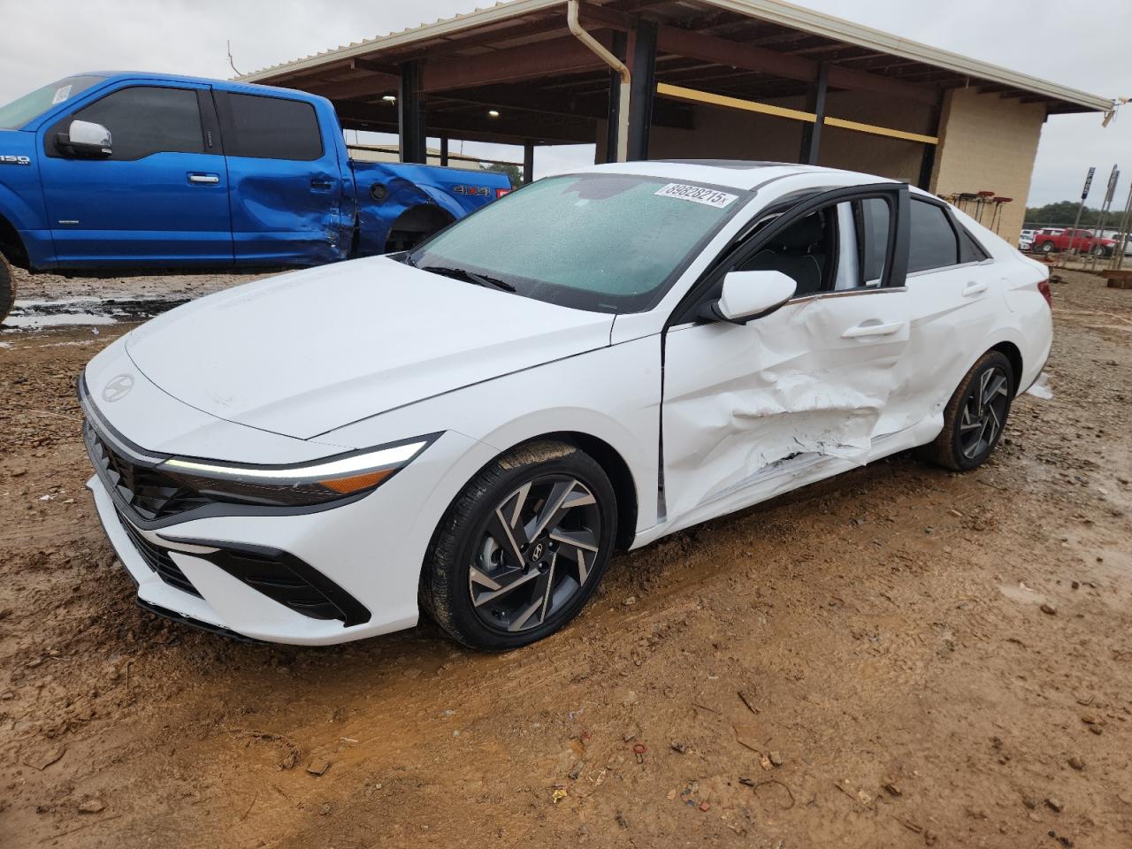 HYUNDAI ELANTRA LIMITED