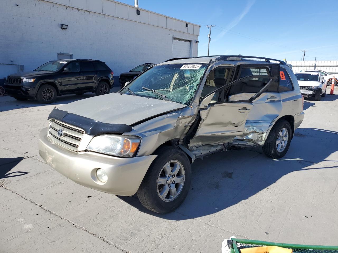 Lot #3290471787 2001 TOYOTA HIGHLANDER