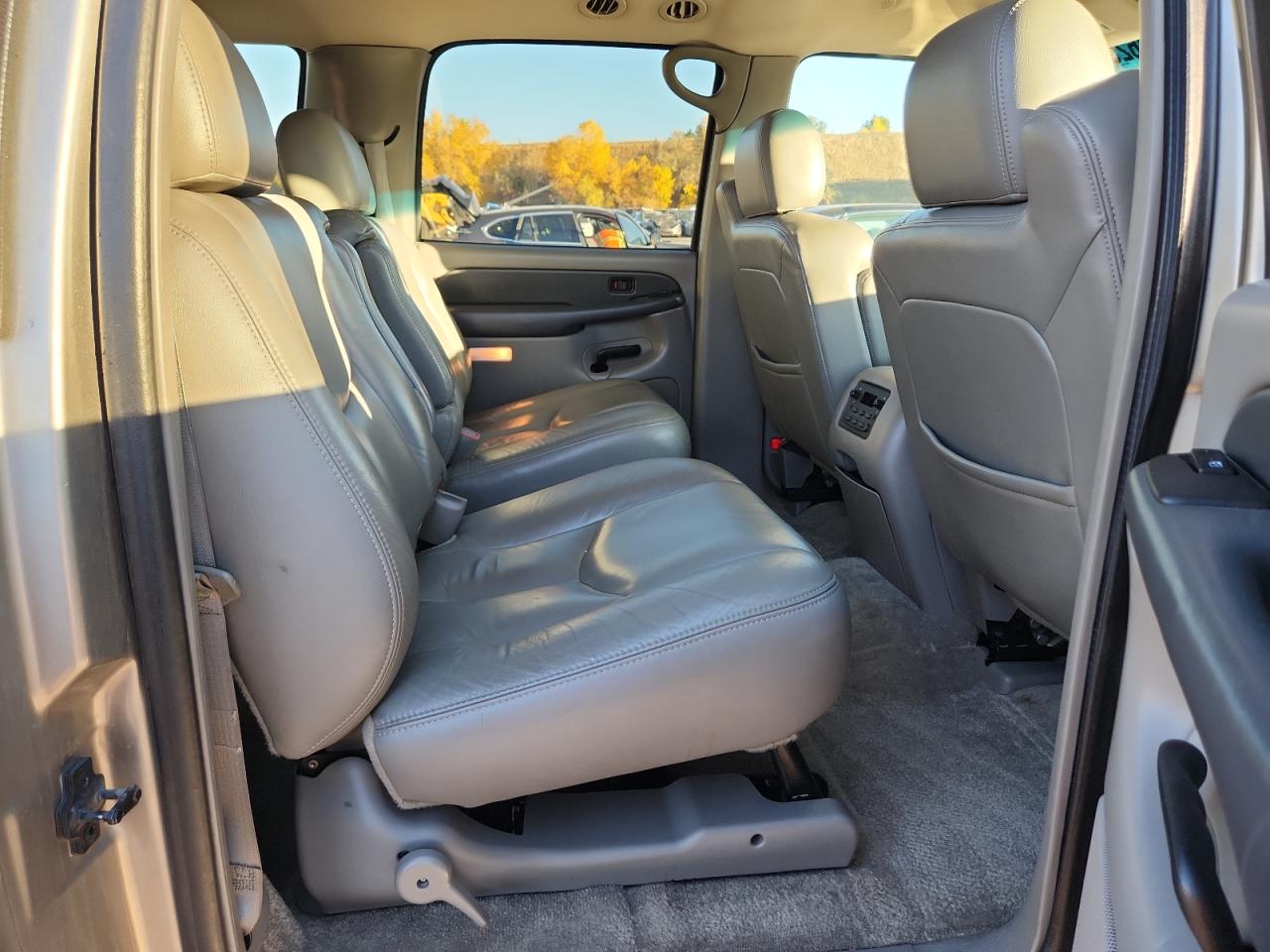 Lot #3288040142 2003 CHEVROLET SUBURBAN K