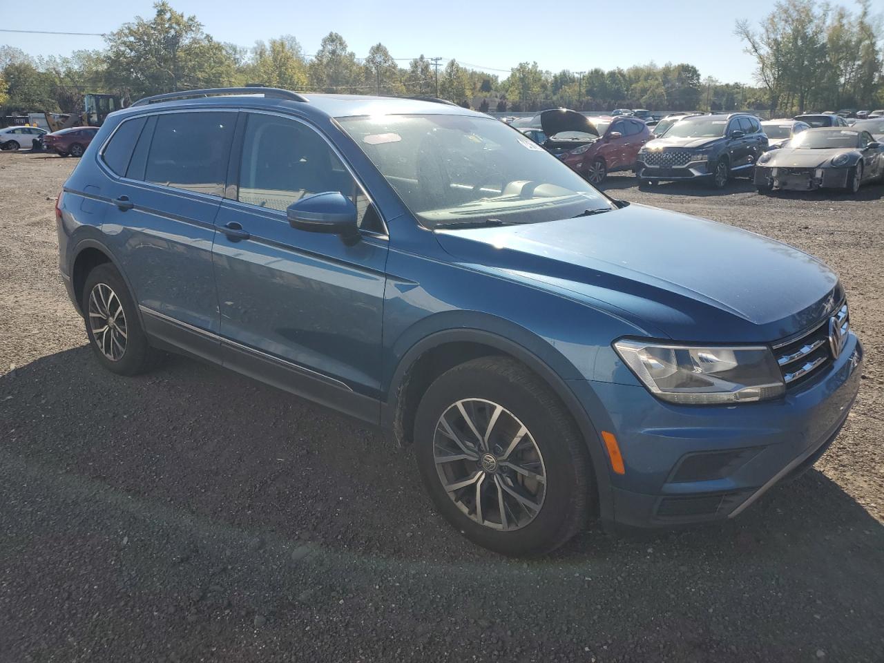 VOLKSWAGEN TIGUAN SE