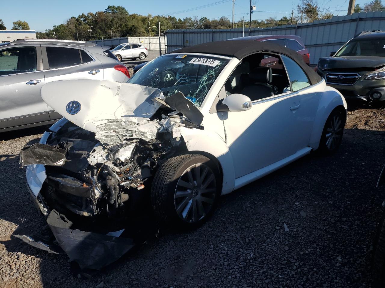 Lot #3273934809 2010 VOLKSWAGEN NEW BEETLE