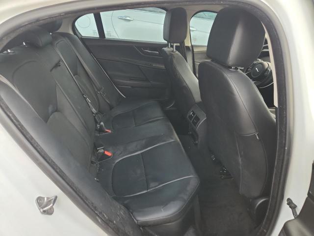 2018 JAGUAR XE - SAJAR4FX8JCP21187