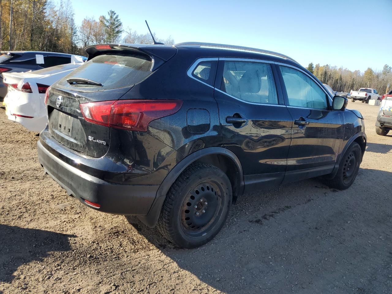 NISSAN ROGUE SPORT S